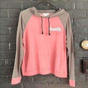 Hoodie/ sweatshirt